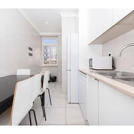 Apartment Houze_4 Flat In Centre Near Zoo Lisbon